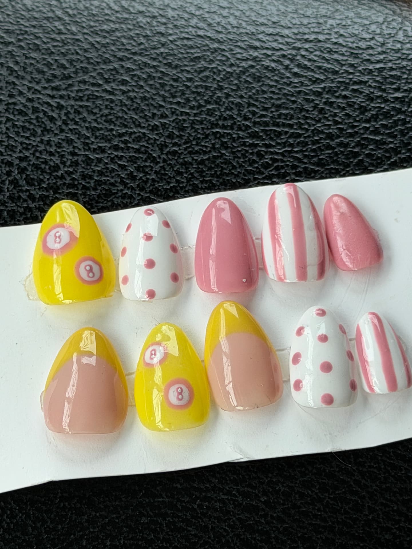 Vibrant Dots press-on nail set
